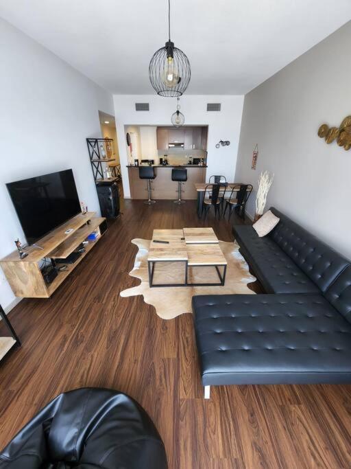 Cozy 1Br In Iconic Tower Διαμέρισμα Αμπού Ντάμπι Εξωτερικό φωτογραφία