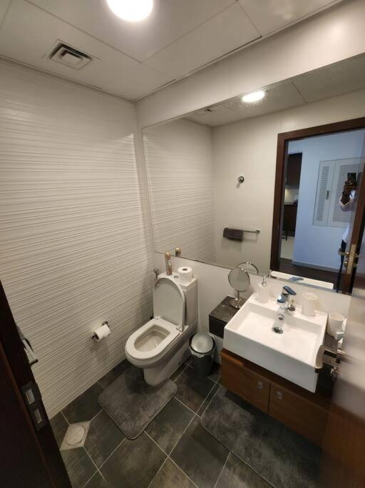 Cozy 1Br In Iconic Tower Διαμέρισμα Αμπού Ντάμπι Εξωτερικό φωτογραφία